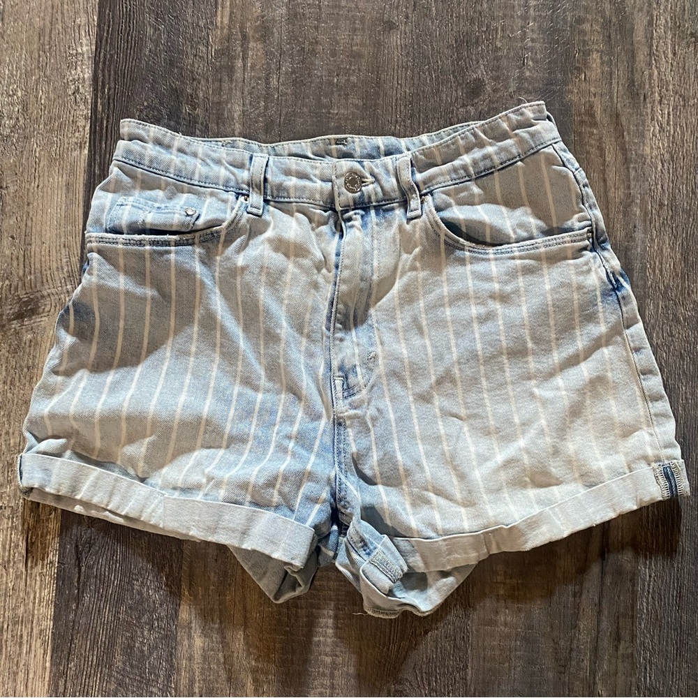 Striped Blue Women's Shorts